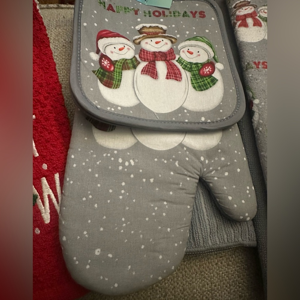 Kitchen Christmas items - Picture 4 of 5